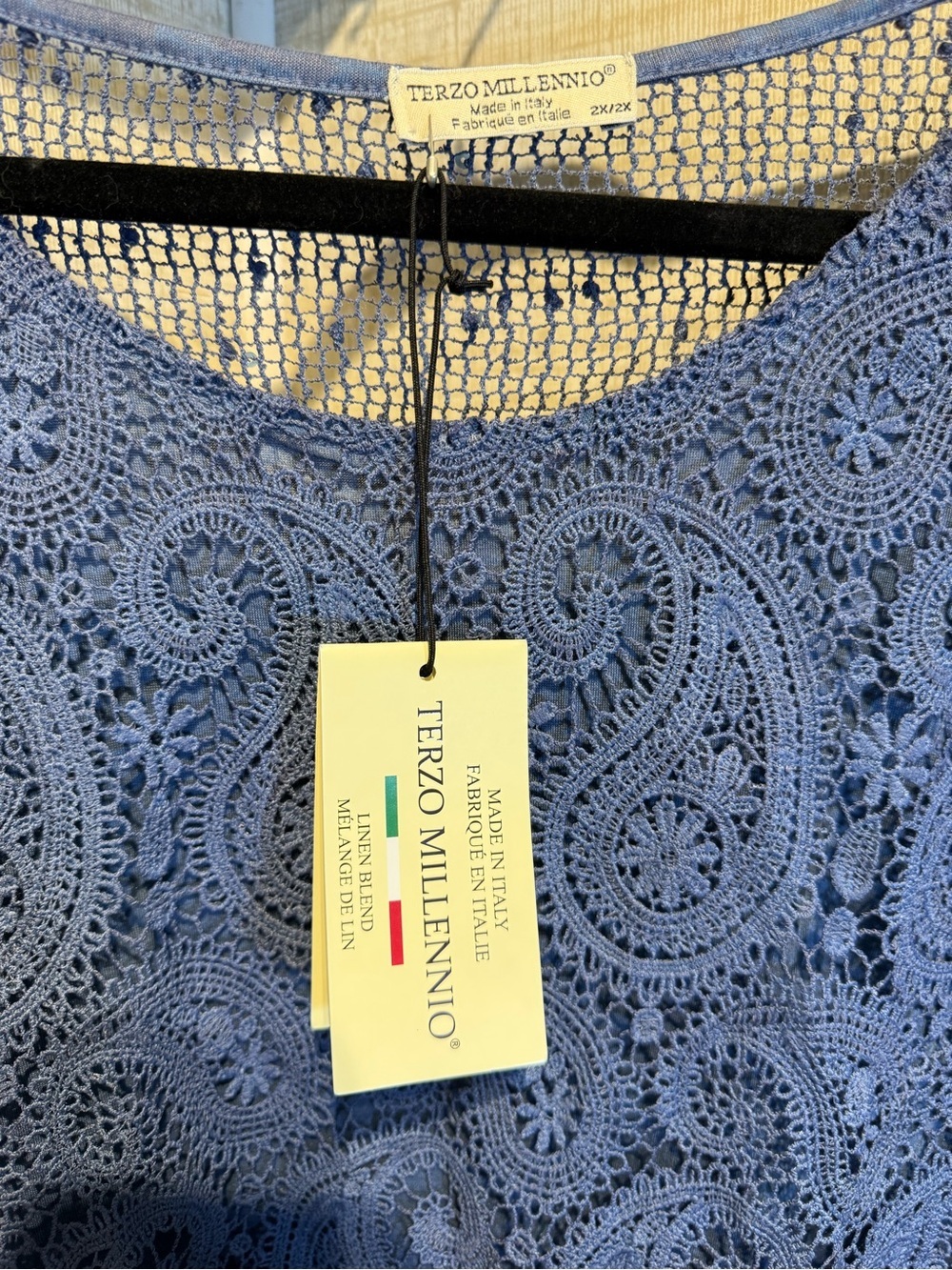 🇮🇹 Italian Brand Women’s Lace Paisley Tunic Top — Slate Blue